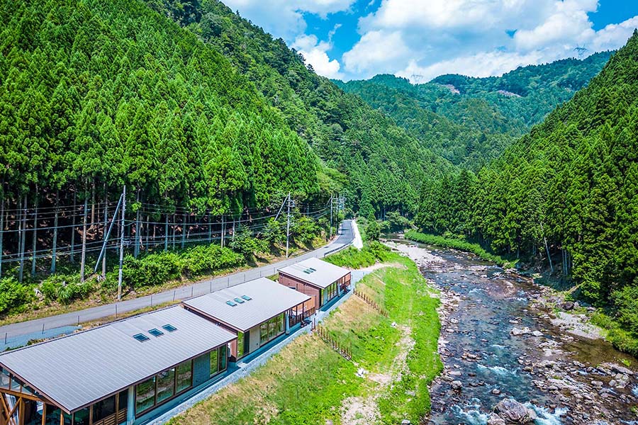 從京都市中心出發約1小時即可到達的京都後花園